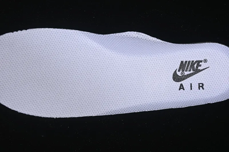 All categories Nk Air Force 1 Air Force series Nk Air Force 1 Low Air Force low-top Nike Air Force 1'07 Low "Pixel Cloud Tracking" Hand-painted graffiti Pixel cloud tracking Air Force 1 low-top casual sports sneakers CJ0304-106